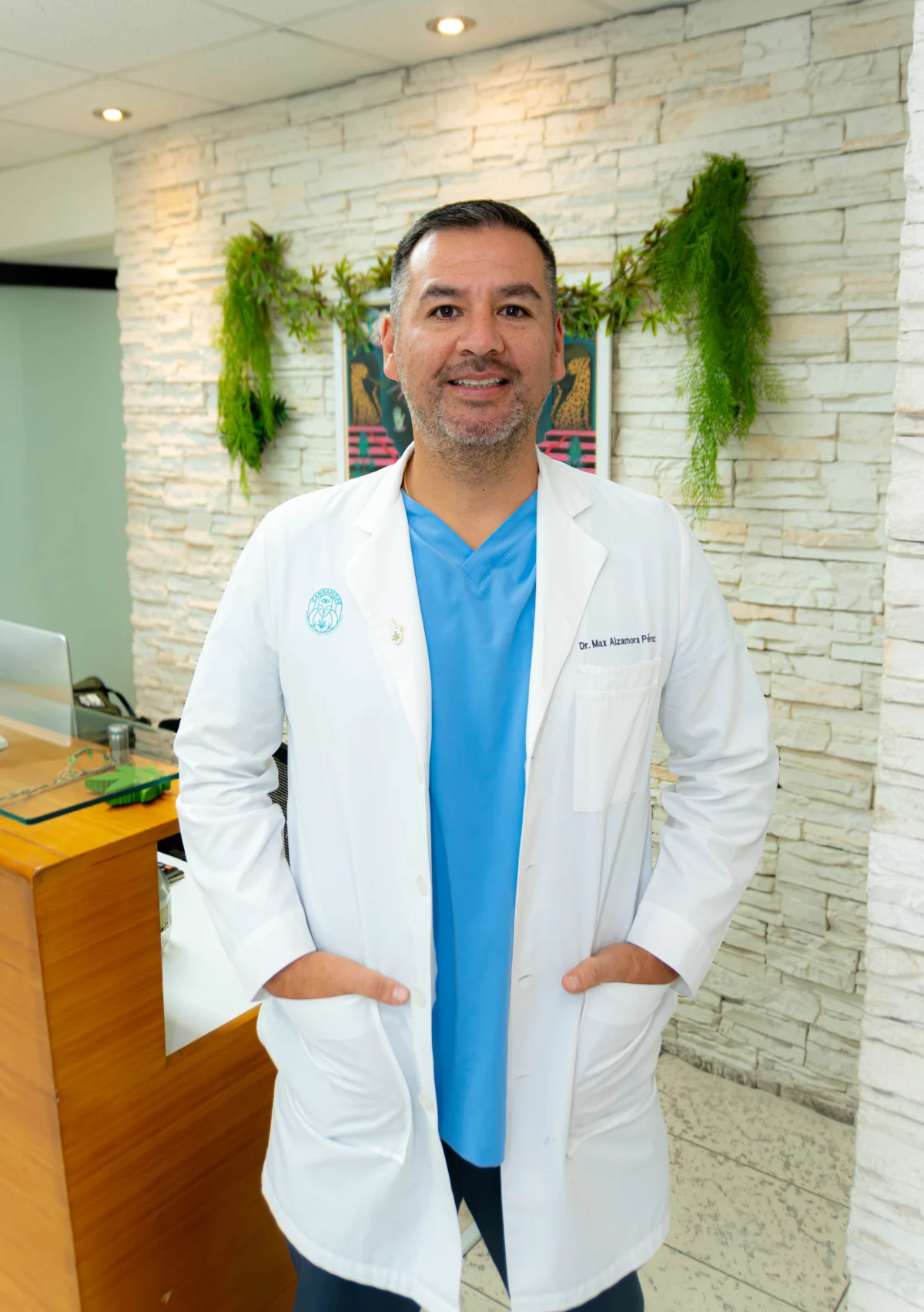 Beneficios en Cannahope Dr Max Alzamora